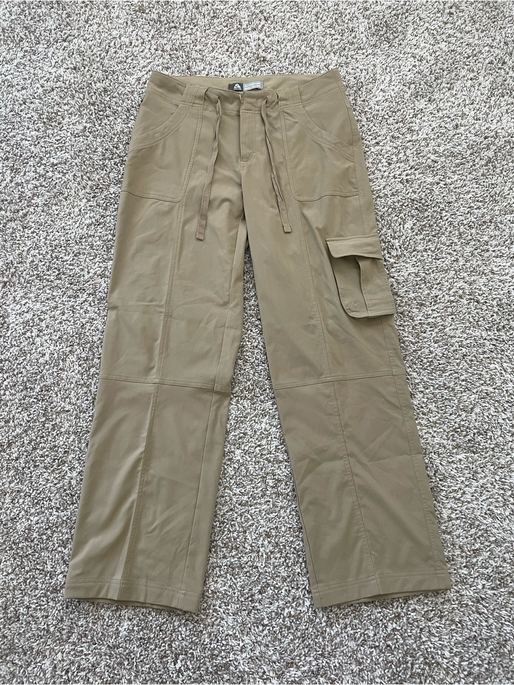 Nike ACG Fleece Lined Cargo Pants Women’s 6